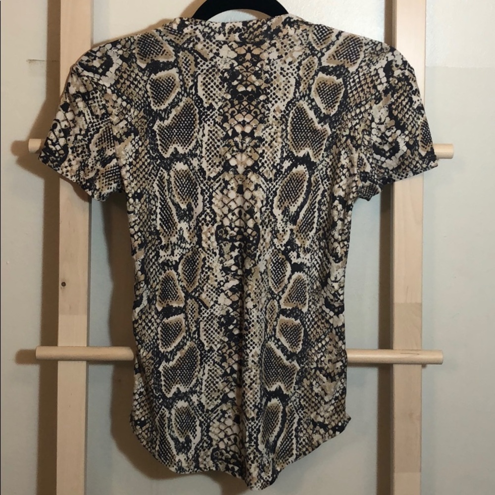 Snake Patterned V Neck - Picture 2 of 7